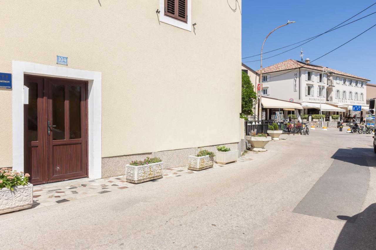 Apartments Marin With Sea View Baška Εξωτερικό φωτογραφία